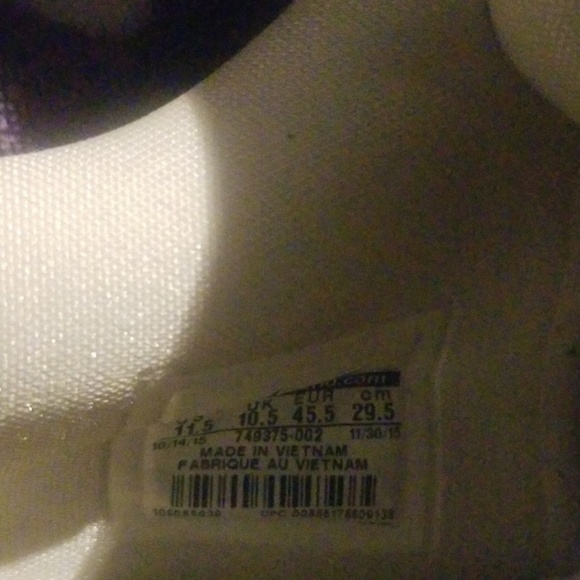 Shoes - Picture 4 of 4